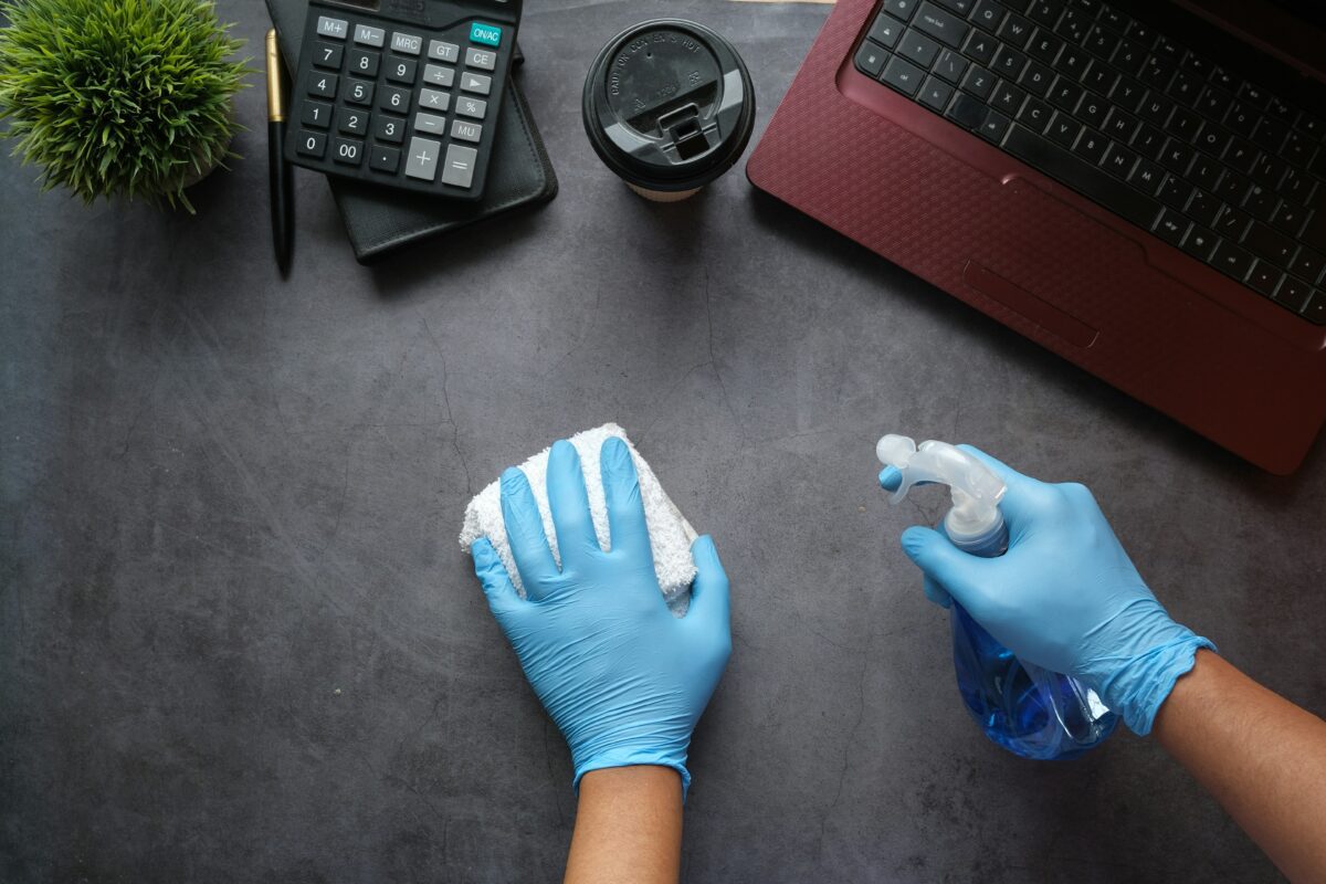 hands that clean the table
